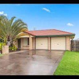 14 Crystal Court Urangan Queensland