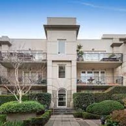 14 400 Victoria Parade East Melbourne