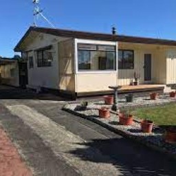 16 Hackett Street Whanganui East