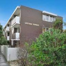 2 117 Victoria road Hawthorn