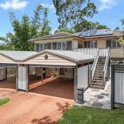 3 Woolombi Place Holland Park Queensland