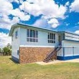 33 Cowan Street Gracemere Gracemere Queensland v2