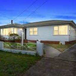 4 Fenton Street Midway Point