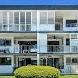 4 107 Bradman Avenue Maroochydore Queensland