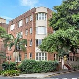 4 3 Barncleuth square potts point