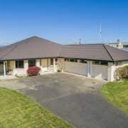 51 Royal Oak Drive Kelvin Grove Manawatu