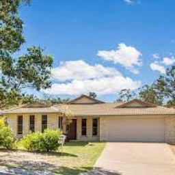 9 Larcom Rise West Gladstone queensland